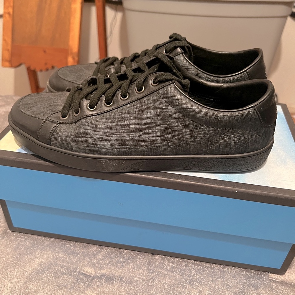 Gucci GG Supreme Brooklyn Low Tops Size 9